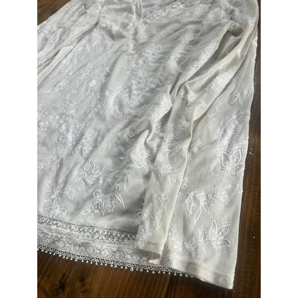 White House Black Market Embroidered Mesh V-Neck Tunic Top Off-White XL Boho - Picture 3 of 6